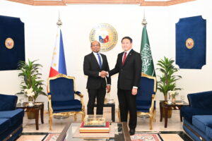 Read more about the article Consul General Laffar meets Consul General of the Philippines in Jeddah