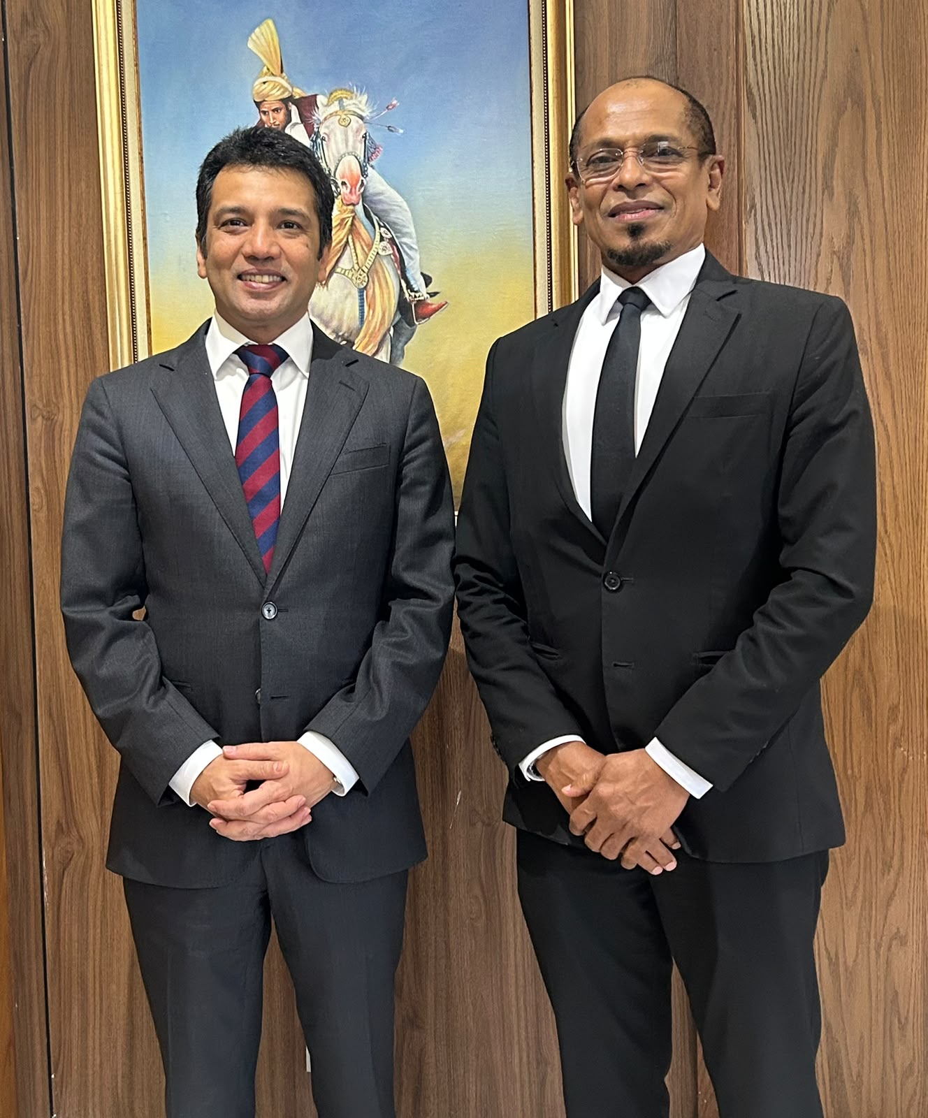 You are currently viewing Consul General Laffar meets Consul General of Pakistan in Jeddah